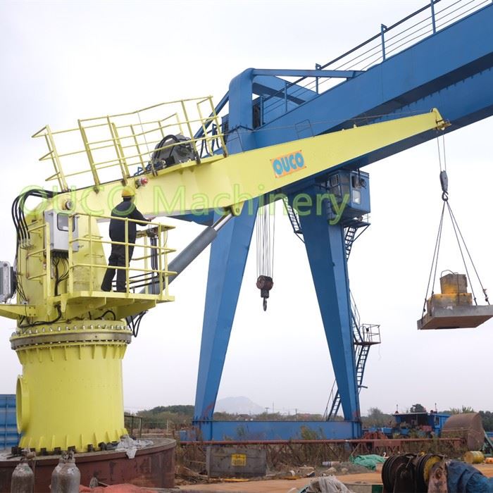 Marine Straight Boom Crane Lifting Cargo 5t@15m Saving Space